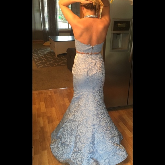 Prom dress - Picture 3 of 3